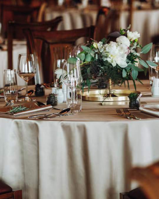Dining & Banquet Linens 3
